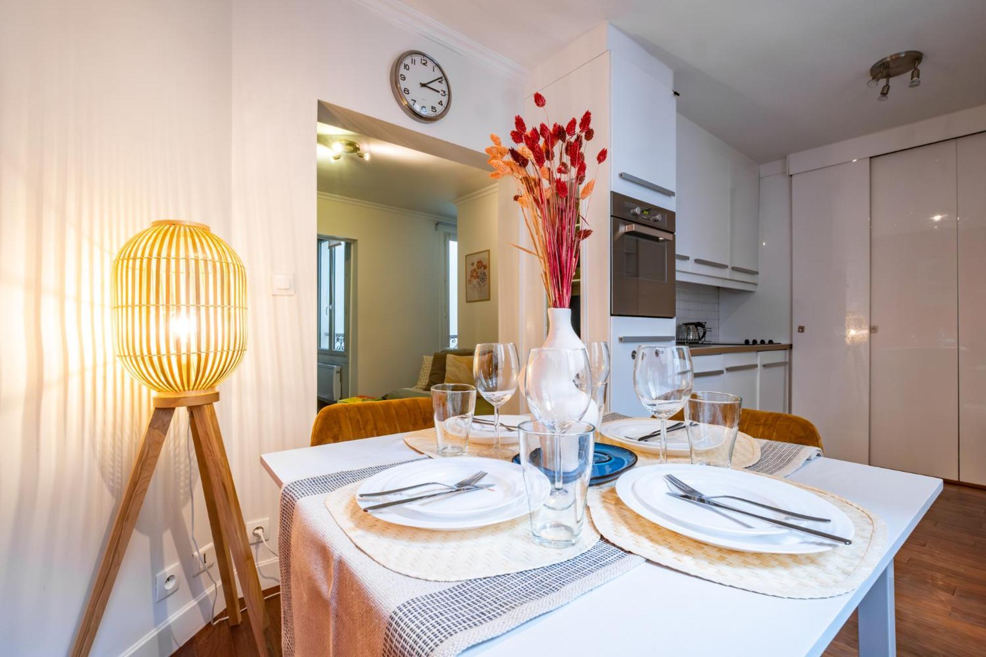 Charming Apartment In Heart Of Parigi Esterno foto